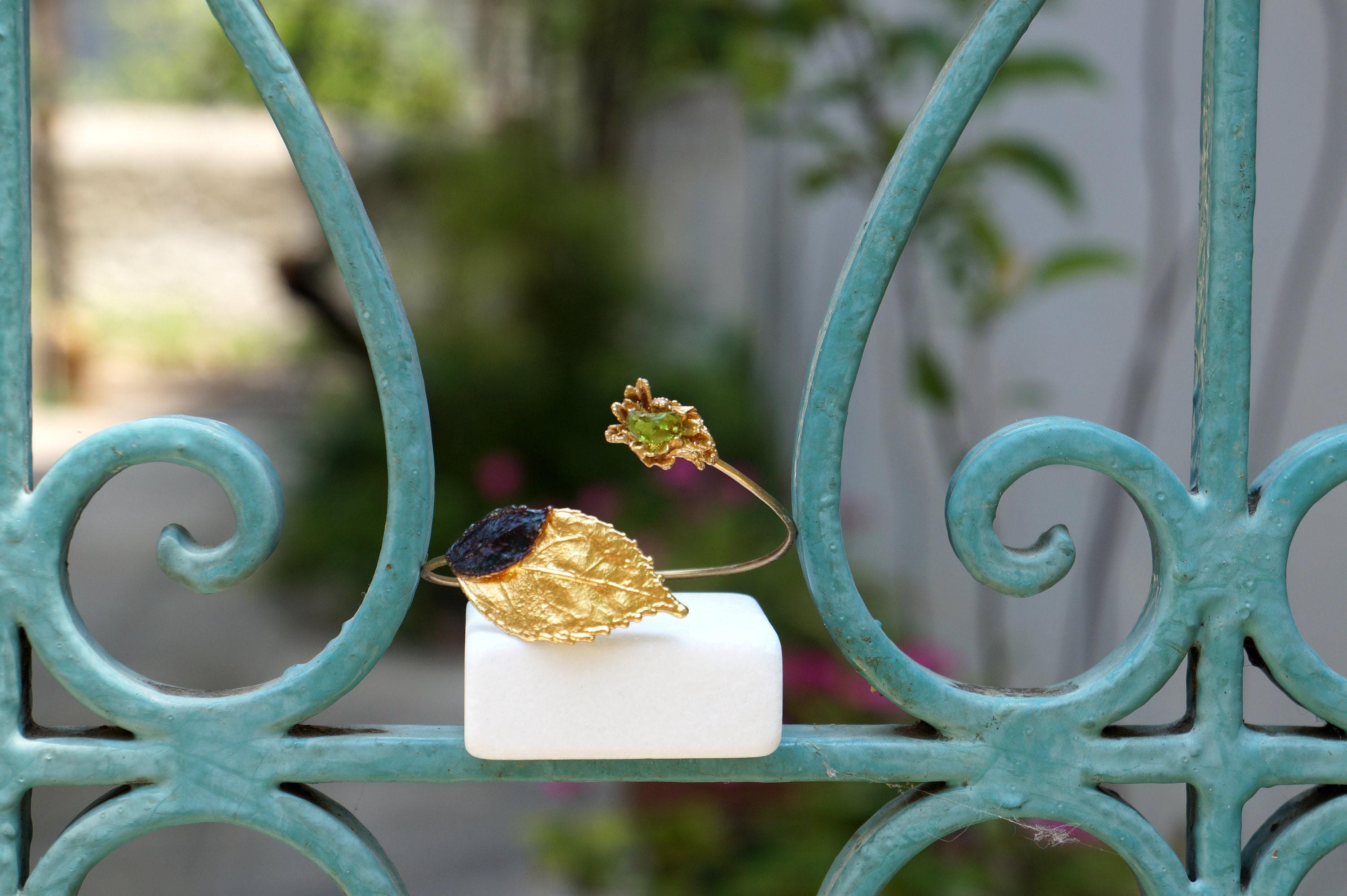 Real Leaf Gold Cuff Bracelet with Green Murano Glass, Handmade Nature Jewelry, Organic Forest Cuff, Gift for Healing & Patience, Sterling Silver 925