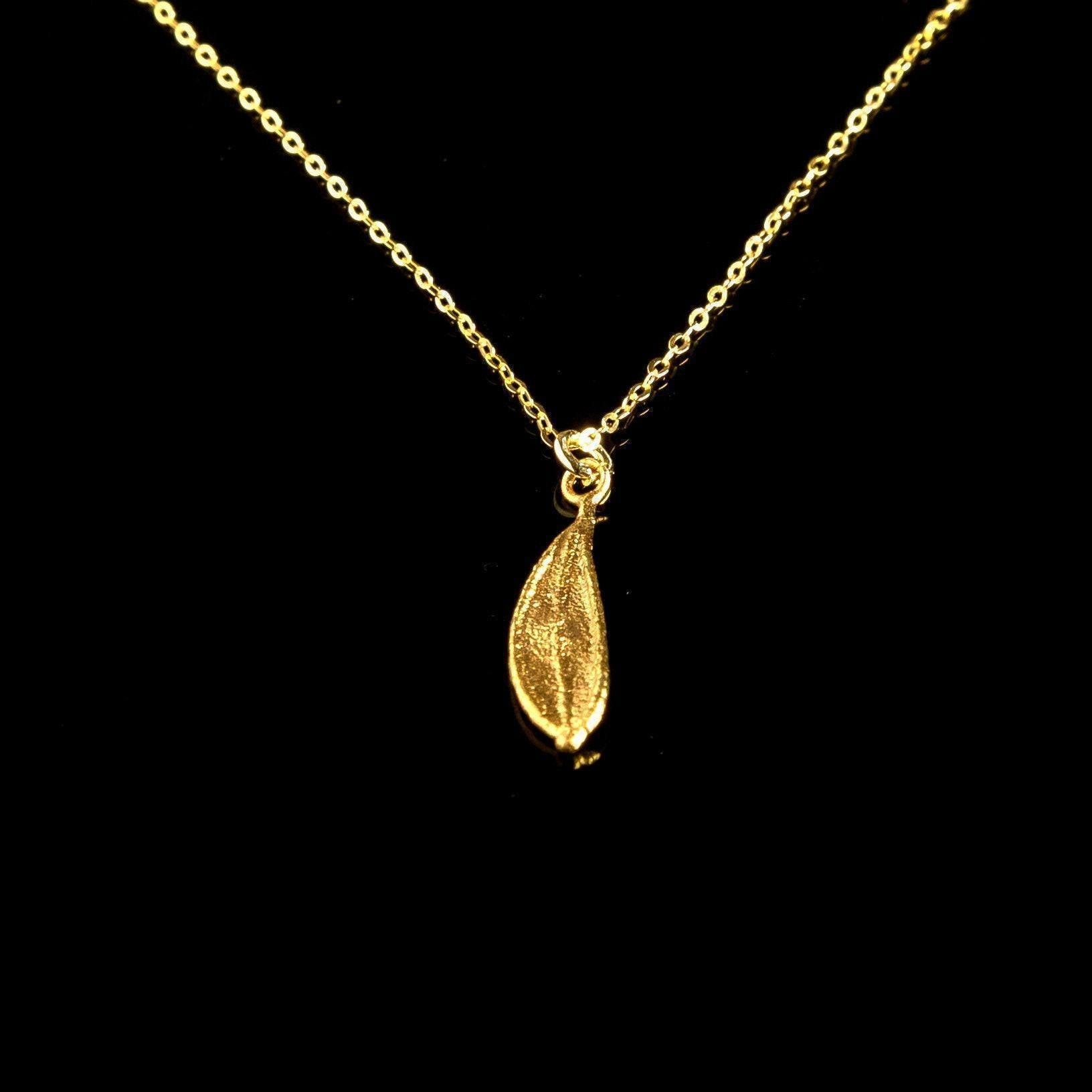 Minimalist Olive Leaf Gold Necklace, Handmade Nature-Inspired Jewelry, Organic Tree Pendant, Gift for Health & Luck, Sterling Silver 925